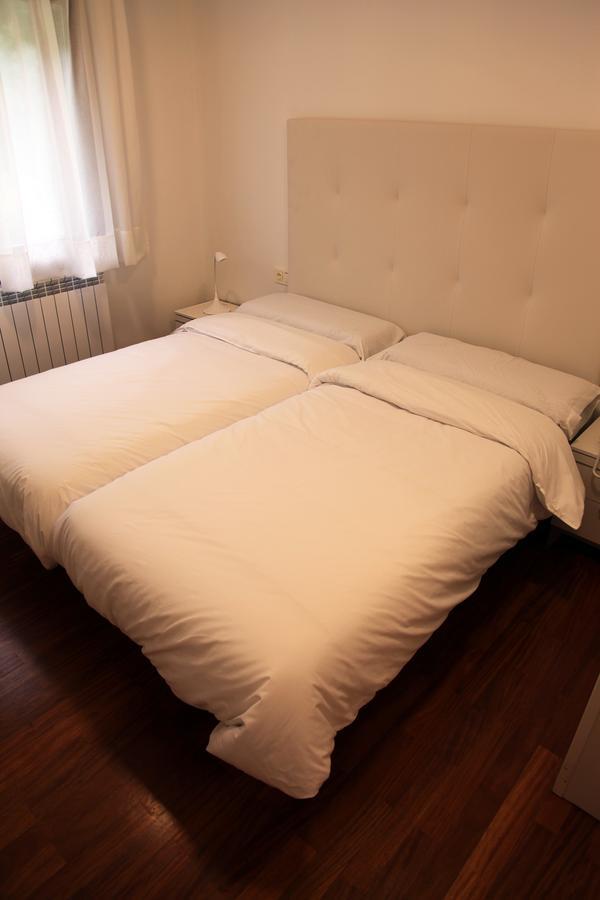 Txikierdi Alde Auto Check-In Hotel Oiartzun Buitenkant foto