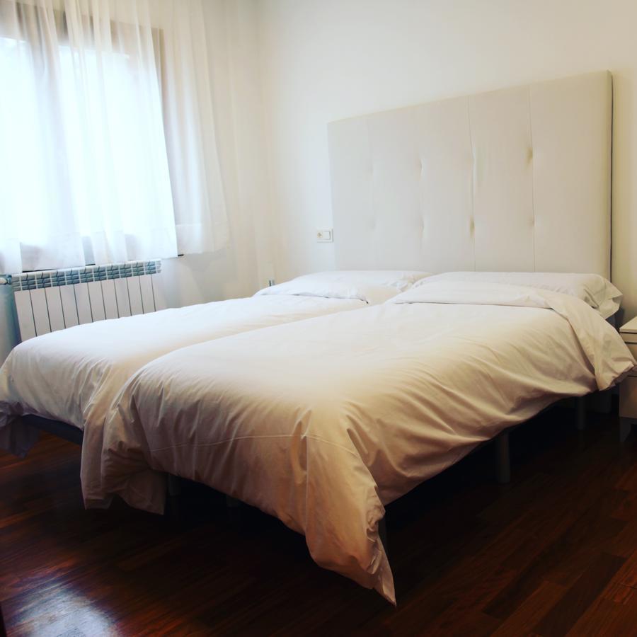 Txikierdi Alde Auto Check-In Hotel Oiartzun Buitenkant foto